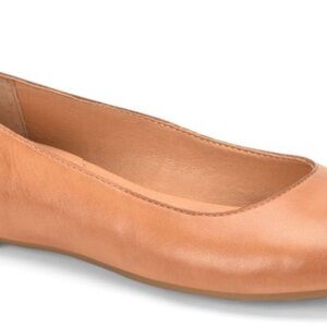 NIB Born Tan Leather Ballet Flats size 11